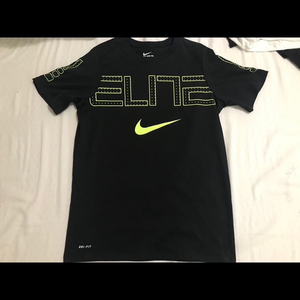 Boys Nike athletic tee
